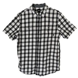 VANS Button Down Shirt Short Sleeve Black White Plaid Men's Size M